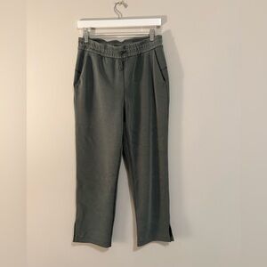 Lululemon Softstreme Cropped Pant